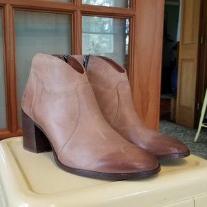 Frye Nora Zip Short Boots